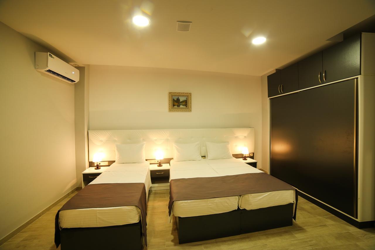 Hotel Jeal Batoemi Buitenkant foto